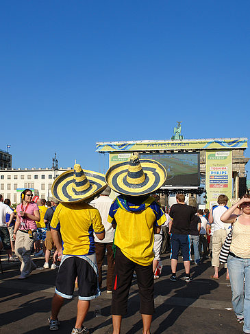 Fotos Fans am Brandenburger Tor | Berlin