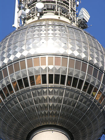 Fernsehturm und Neptunbrunnen Foto 