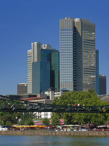 Eurotower und Dresdener Bank