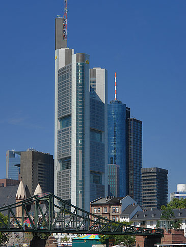 Commerzbank mit Maintower Fotos