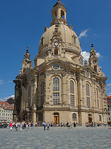 Frauenkirche und Lutherdenkmal