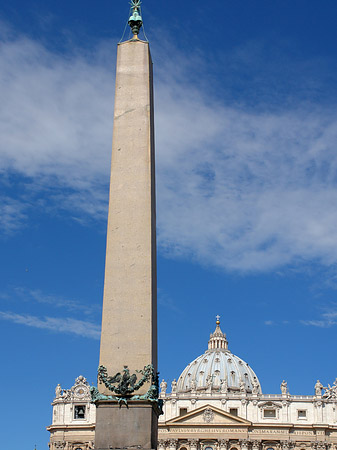 Fotos Obelisk mit dem Petersdom | 