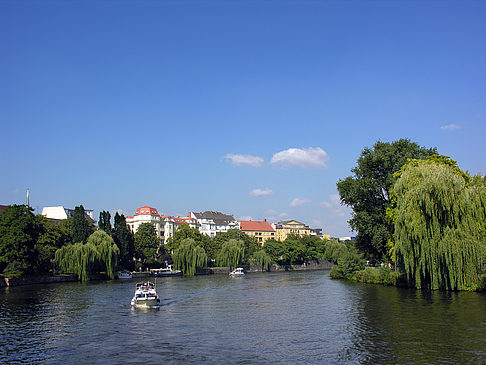 Boot auf der Spree Foto 