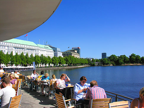 Brunchterrasse auf dem Alster Pavillon Fotos