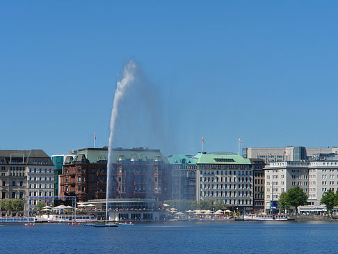 Fontäne auf der Binnenalster