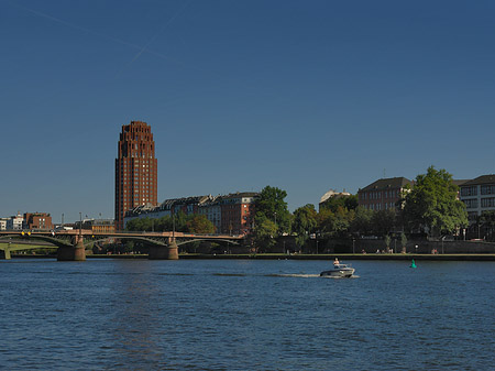 Main Plaza und Untermainbrücke Fotos