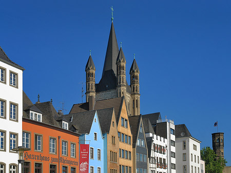 Groß St Martin hinter Fischmarkt Foto 