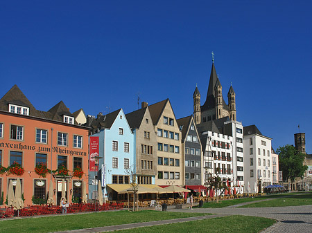 Groß St Martin hinter Fischmarkt