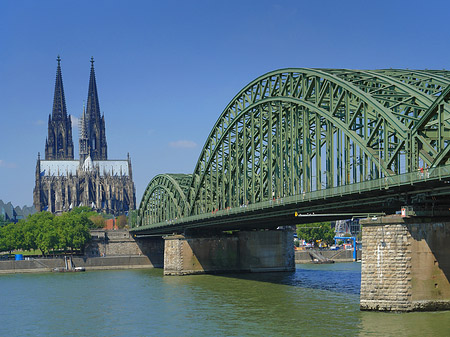 Foto Hohenzollernbrücke am Kölner Dom - Köln