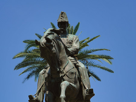 Foto Statue von Carlo Alberto