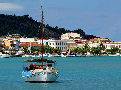 Zakynthos-Stadt - Athen ()